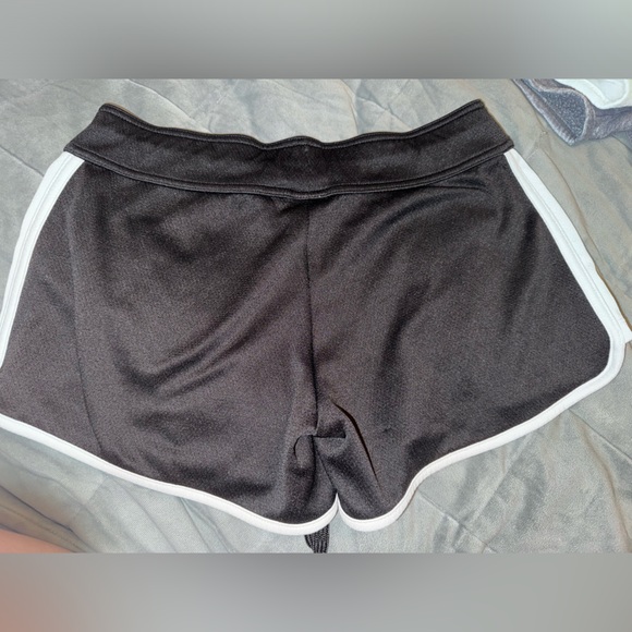 Bundle - Shorts! - Picture 6 of 7